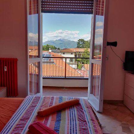 Helloguesthouse Olgiate Comasco Buitenkant foto