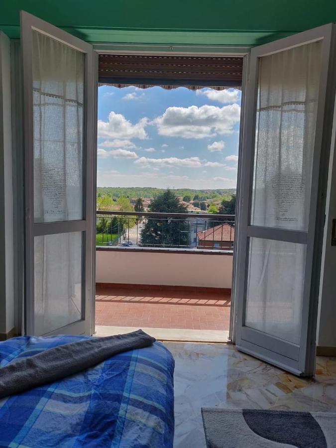 Helloguesthouse Olgiate Comasco Buitenkant foto